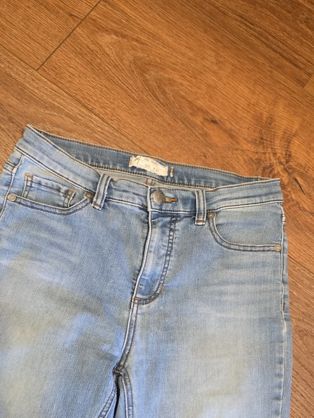 FREE PEOPLE JEANS...SIZE 27. #8183